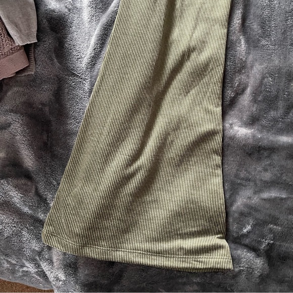 NWT Ribbed Colsie Pajama Set - Picture 6 of 8